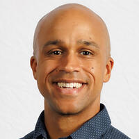 sean darling hammond headshot