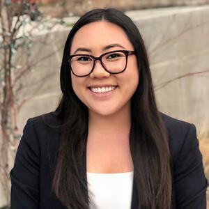 Quennie Dong headshot